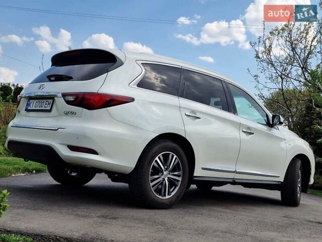 Белый Инфинити QX60, объемом двигателя 3.5 л и пробегом 107 тыс. км за 21700 $, фото 5 на Automoto.ua