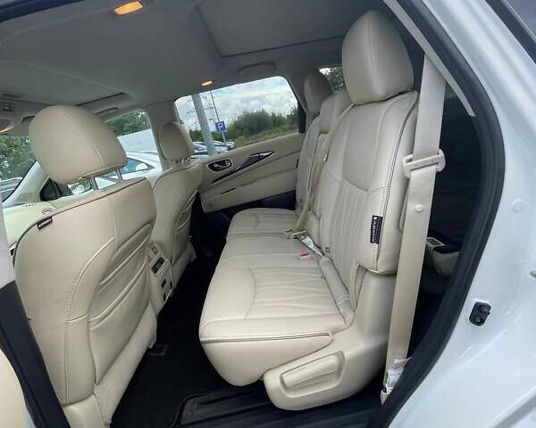 Белый Инфинити QX60, объемом двигателя 3.5 л и пробегом 106 тыс. км за 19800 $, фото 21 на Automoto.ua