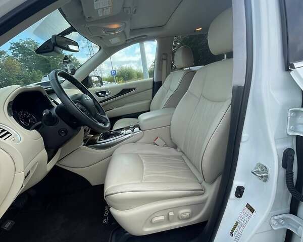 Белый Инфинити QX60, объемом двигателя 3.5 л и пробегом 106 тыс. км за 19800 $, фото 7 на Automoto.ua