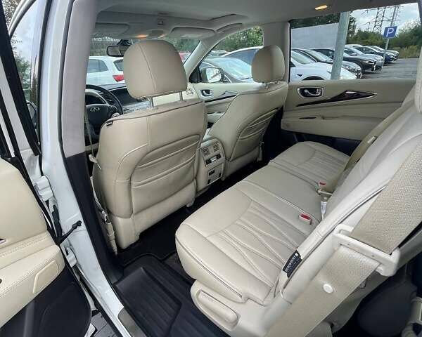 Белый Инфинити QX60, объемом двигателя 3.5 л и пробегом 106 тыс. км за 19800 $, фото 22 на Automoto.ua