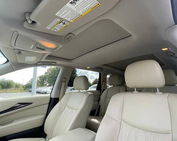 Белый Инфинити QX60, объемом двигателя 3.5 л и пробегом 106 тыс. км за 19800 $, фото 12 на Automoto.ua