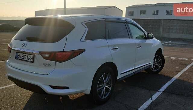 Білий Інфініті QX60, об'ємом двигуна 3.5 л та пробігом 52 тис. км за 25000 $, фото 4 на Automoto.ua