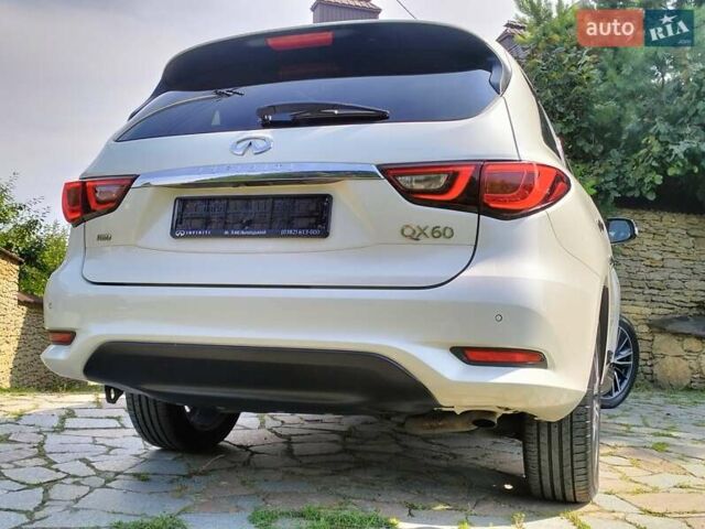Белый Инфинити QX60, объемом двигателя 2.5 л и пробегом 81 тыс. км за 29800 $, фото 2 на Automoto.ua