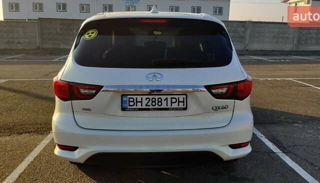 Білий Інфініті QX60, об'ємом двигуна 3.5 л та пробігом 52 тис. км за 25000 $, фото 3 на Automoto.ua