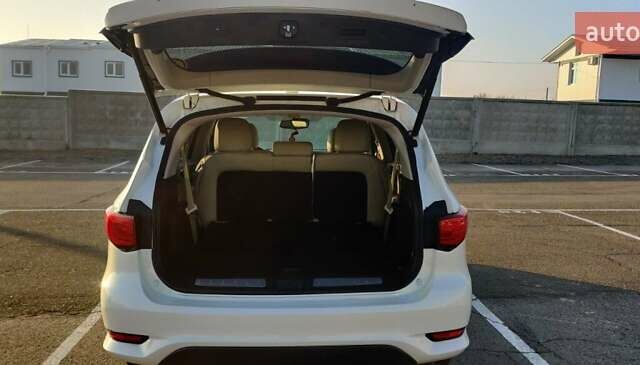 Білий Інфініті QX60, об'ємом двигуна 3.5 л та пробігом 52 тис. км за 25000 $, фото 7 на Automoto.ua