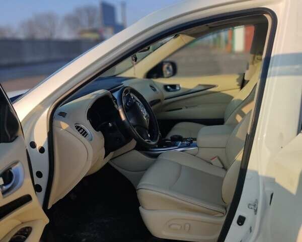 Білий Інфініті QX60, об'ємом двигуна 3.5 л та пробігом 52 тис. км за 25000 $, фото 10 на Automoto.ua