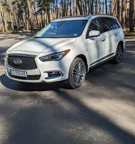Белый Инфинити QX60, объемом двигателя 3.5 л и пробегом 67 тыс. км за 26000 $, фото 1 на Automoto.ua