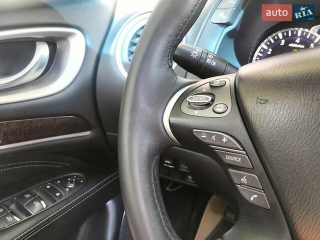 Белый Инфинити QX60, объемом двигателя 2.5 л и пробегом 81 тыс. км за 29800 $, фото 45 на Automoto.ua