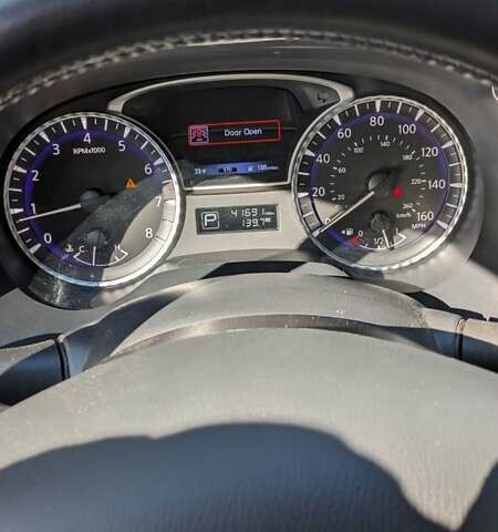 Белый Инфинити QX60, объемом двигателя 3.5 л и пробегом 67 тыс. км за 26000 $, фото 22 на Automoto.ua