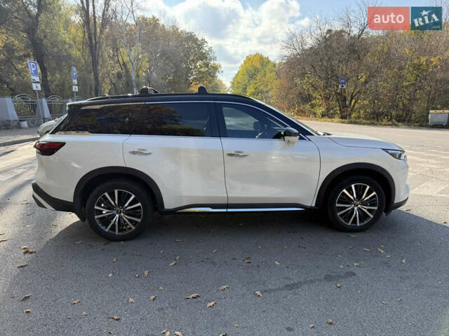 Белый Инфинити QX60, объемом двигателя 3.5 л и пробегом 53 тыс. км за 39000 $, фото 6 на Automoto.ua