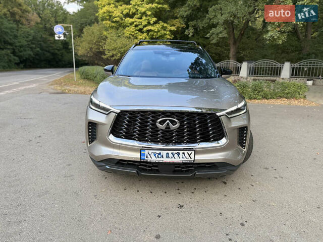 Белый Инфинити QX60, объемом двигателя 3.5 л и пробегом 32 тыс. км за 39900 $, фото 1 на Automoto.ua