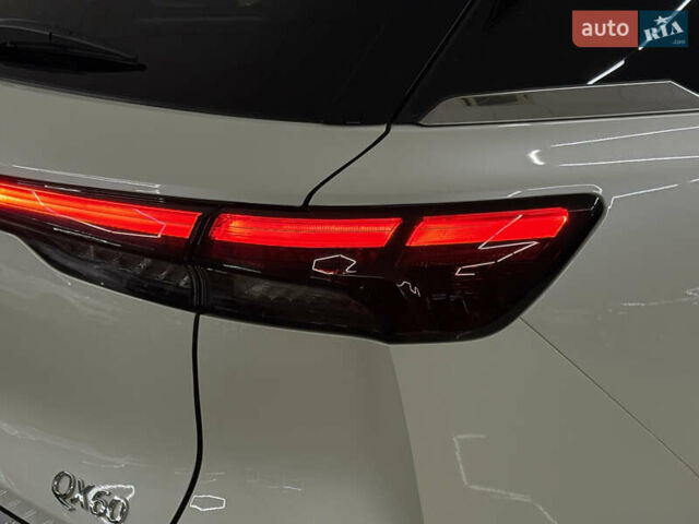 Білий Інфініті QX60, об'ємом двигуна 3.5 л та пробігом 21 тис. км за 41999 $, фото 16 на Automoto.ua