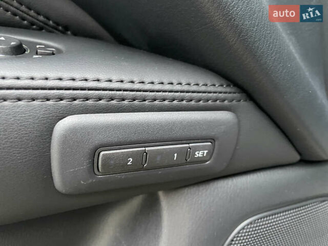 Черный Инфинити QX60, объемом двигателя 2.5 л и пробегом 174 тыс. км за 12800 $, фото 9 на Automoto.ua