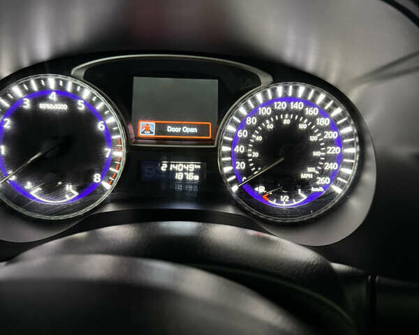 Черный Инфинити QX60, объемом двигателя 3.5 л и пробегом 216 тыс. км за 13000 $, фото 8 на Automoto.ua