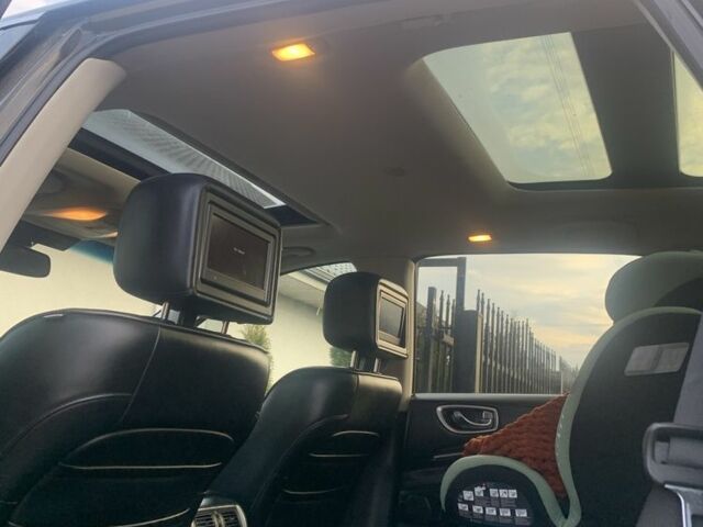 Чорний Інфініті QX60, об'ємом двигуна 2.4 л та пробігом 298 тис. км за 12800 $, фото 2 на Automoto.ua