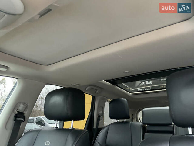 Черный Инфинити QX60, объемом двигателя 2.5 л и пробегом 174 тыс. км за 12800 $, фото 16 на Automoto.ua