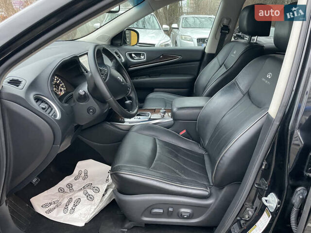 Черный Инфинити QX60, объемом двигателя 2.5 л и пробегом 174 тыс. км за 12800 $, фото 4 на Automoto.ua