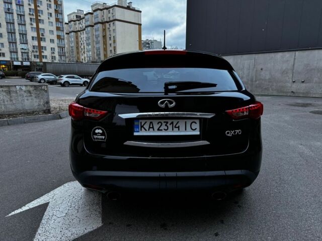 Черный Инфинити QX60, объемом двигателя 3.7 л и пробегом 230 тыс. км за 16500 $, фото 3 на Automoto.ua
