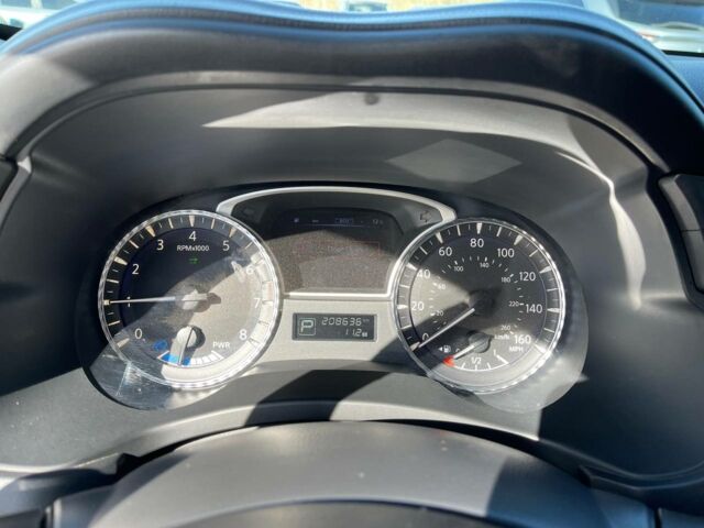 Черный Инфинити QX60, объемом двигателя 2.5 л и пробегом 206 тыс. км за 14500 $, фото 13 на Automoto.ua