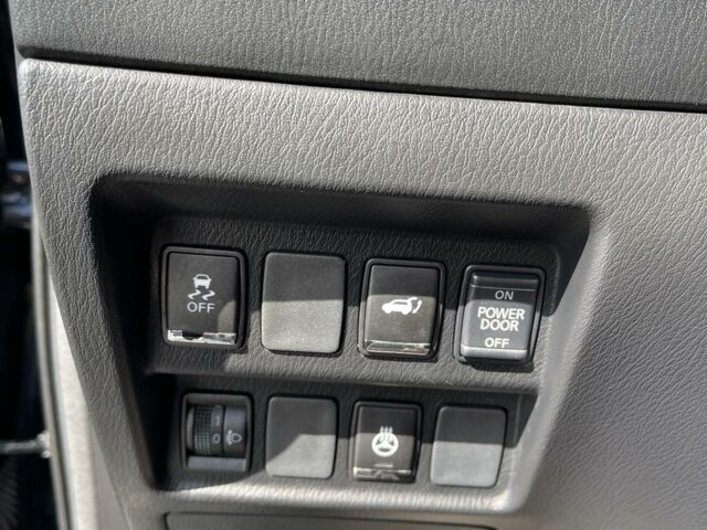 Черный Инфинити QX60, объемом двигателя 2.5 л и пробегом 206 тыс. км за 14500 $, фото 14 на Automoto.ua