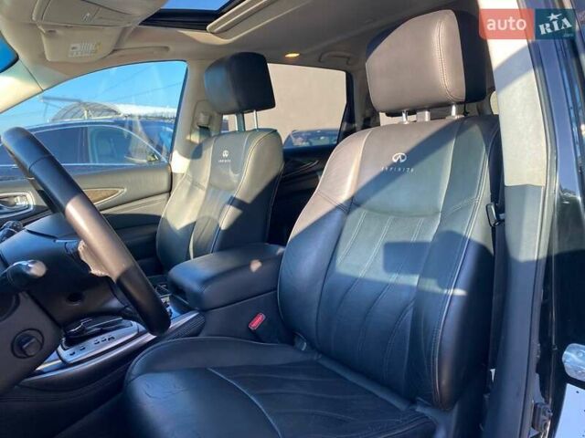 Черный Инфинити QX60, объемом двигателя 2.5 л и пробегом 173 тыс. км за 14500 $, фото 21 на Automoto.ua