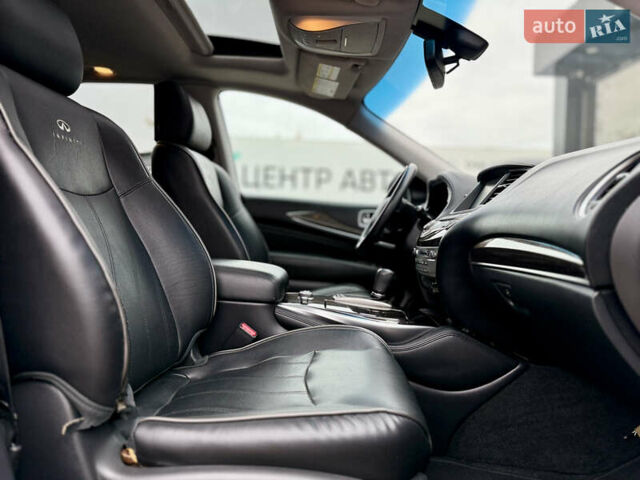 Чорний Інфініті QX60, об'ємом двигуна 2.5 л та пробігом 123 тис. км за 18997 $, фото 145 на Automoto.ua
