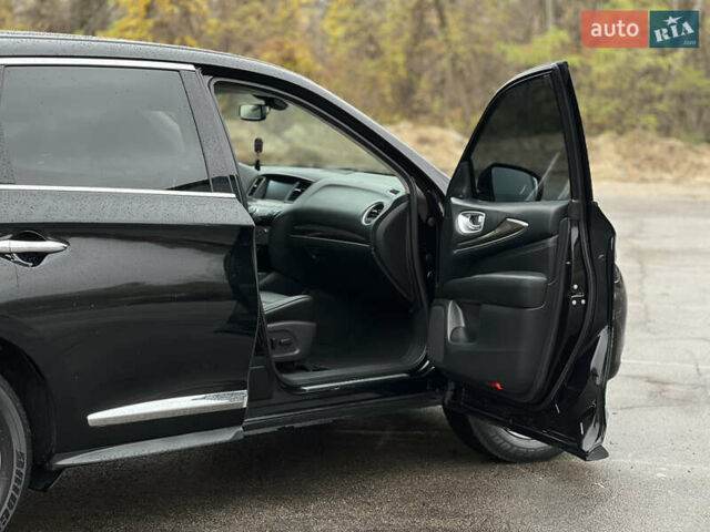 Черный Инфинити QX60, объемом двигателя 3.5 л и пробегом 200 тыс. км за 11500 $, фото 14 на Automoto.ua