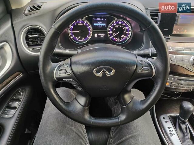 Черный Инфинити QX60, объемом двигателя 3.5 л и пробегом 123 тыс. км за 16900 $, фото 1 на Automoto.ua