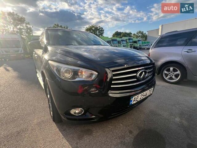 Черный Инфинити QX60, объемом двигателя 3.5 л и пробегом 232 тыс. км за 12000 $, фото 8 на Automoto.ua