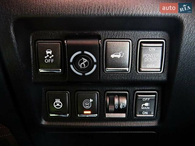 Черный Инфинити QX60, объемом двигателя 3.5 л и пробегом 196 тыс. км за 17500 $, фото 12 на Automoto.ua