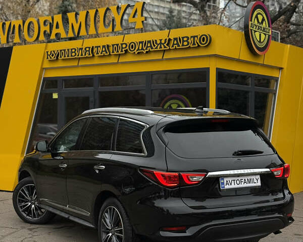 Черный Инфинити QX60, объемом двигателя 3.5 л и пробегом 176 тыс. км за 15500 $, фото 5 на Automoto.ua