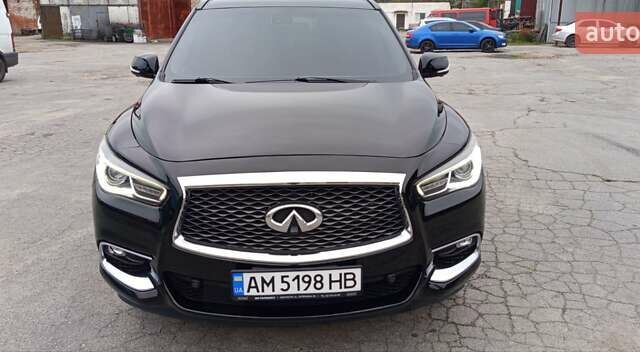 Чорний Інфініті QX60, об'ємом двигуна 3.5 л та пробігом 122 тис. км за 16500 $, фото 13 на Automoto.ua