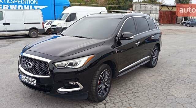 Чорний Інфініті QX60, об'ємом двигуна 3.5 л та пробігом 122 тис. км за 16500 $, фото 10 на Automoto.ua
