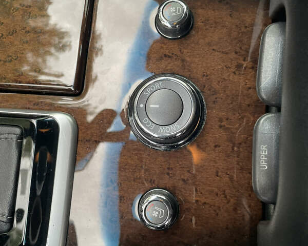 Черный Инфинити QX60, объемом двигателя 3.5 л и пробегом 195 тыс. км за 19000 $, фото 15 на Automoto.ua