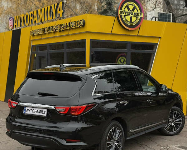 Черный Инфинити QX60, объемом двигателя 3.5 л и пробегом 176 тыс. км за 15500 $, фото 4 на Automoto.ua