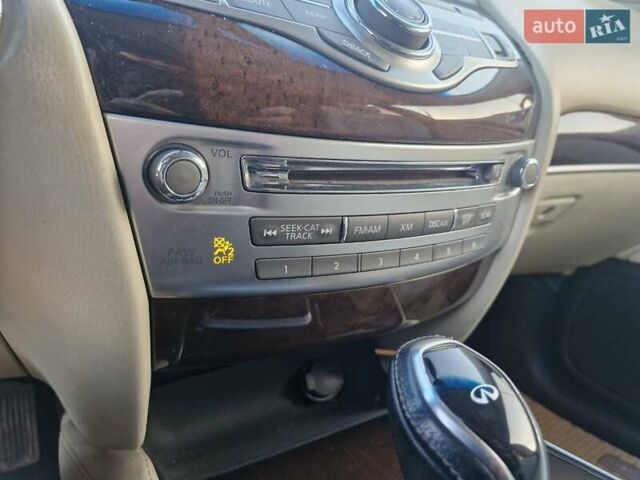 Чорний Інфініті QX60, об'ємом двигуна 3.5 л та пробігом 245 тис. км за 16499 $, фото 25 на Automoto.ua