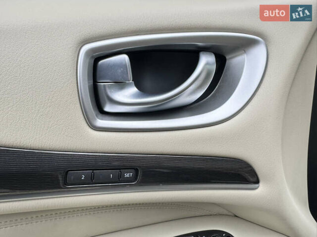 Черный Инфинити QX60, объемом двигателя 3.5 л и пробегом 167 тыс. км за 17700 $, фото 63 на Automoto.ua