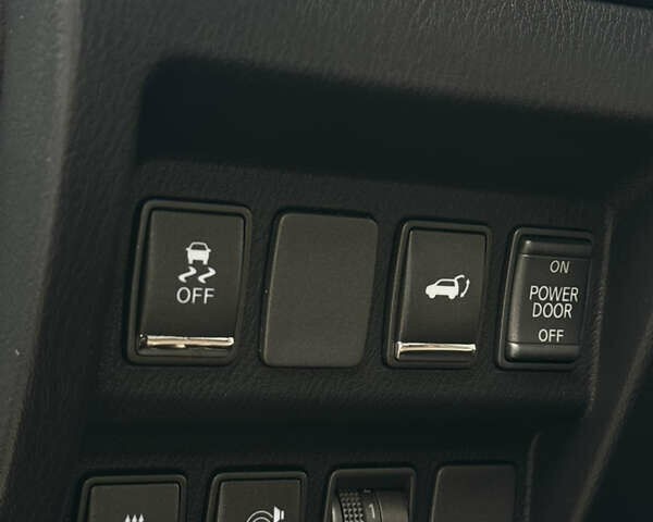 Черный Инфинити QX60, объемом двигателя 3.5 л и пробегом 176 тыс. км за 15500 $, фото 21 на Automoto.ua