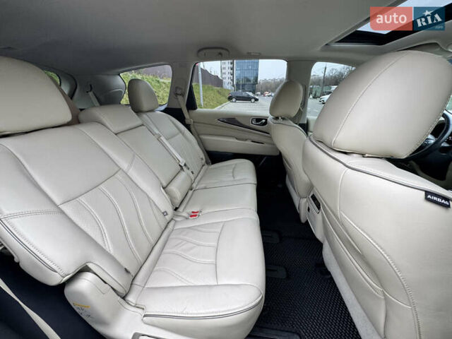 Черный Инфинити QX60, объемом двигателя 3.5 л и пробегом 167 тыс. км за 17700 $, фото 49 на Automoto.ua