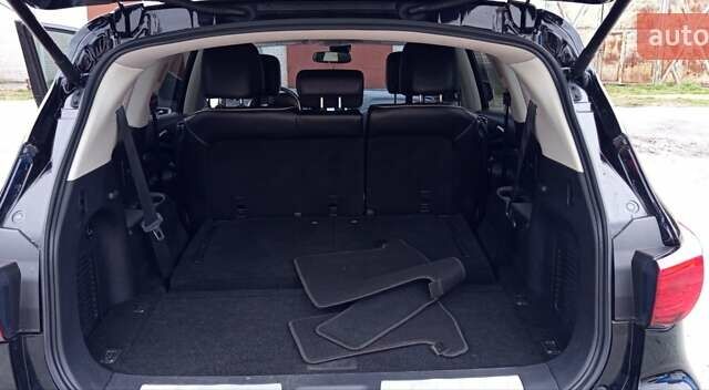 Чорний Інфініті QX60, об'ємом двигуна 3.5 л та пробігом 122 тис. км за 16500 $, фото 24 на Automoto.ua