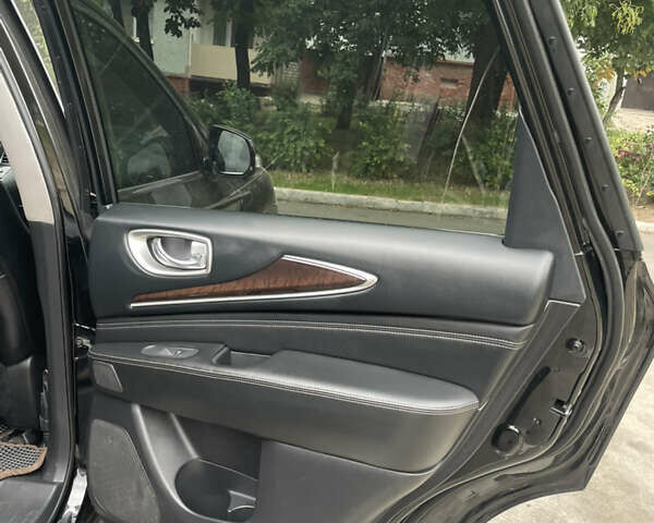 Черный Инфинити QX60, объемом двигателя 3.5 л и пробегом 195 тыс. км за 19000 $, фото 21 на Automoto.ua