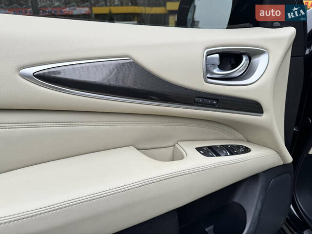 Черный Инфинити QX60, объемом двигателя 3.5 л и пробегом 167 тыс. км за 17700 $, фото 41 на Automoto.ua