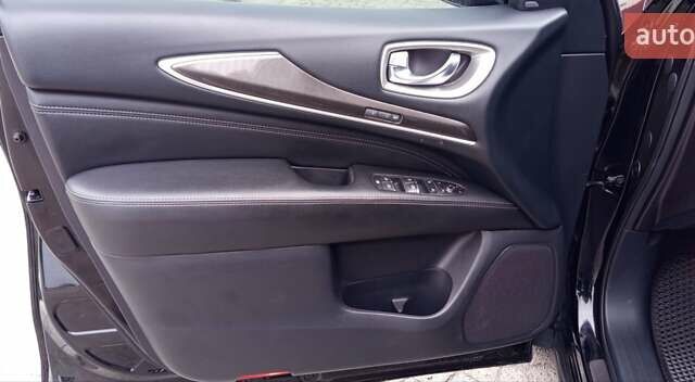 Чорний Інфініті QX60, об'ємом двигуна 3.5 л та пробігом 122 тис. км за 16500 $, фото 15 на Automoto.ua