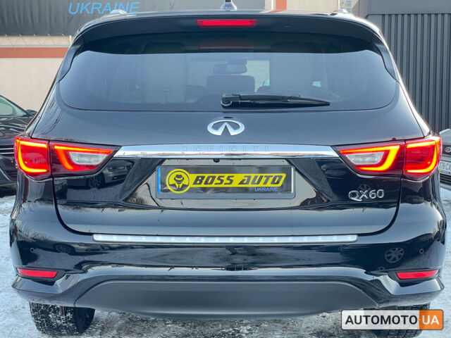 Черный Инфинити QX60, объемом двигателя 3.5 л и пробегом 165 тыс. км за 22500 $, фото 4 на Automoto.ua