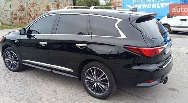 Чорний Інфініті QX60, об'ємом двигуна 3.5 л та пробігом 122 тис. км за 16500 $, фото 4 на Automoto.ua