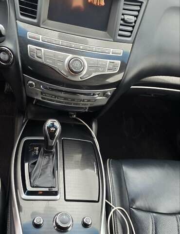Черный Инфинити QX60, объемом двигателя 3.5 л и пробегом 205 тыс. км за 17250 $, фото 13 на Automoto.ua
