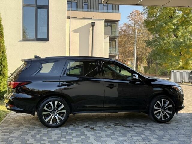 Чорний Інфініті QX60, об'ємом двигуна 3.5 л та пробігом 108 тис. км за 21000 $, фото 1 на Automoto.ua