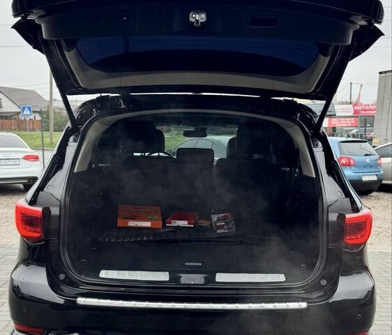 Черный Инфинити QX60, объемом двигателя 3.5 л и пробегом 146 тыс. км за 17700 $, фото 5 на Automoto.ua