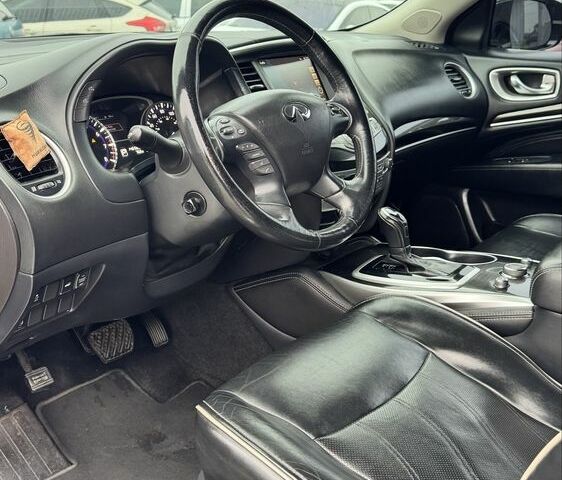 Черный Инфинити QX60, объемом двигателя 3.5 л и пробегом 146 тыс. км за 17700 $, фото 11 на Automoto.ua