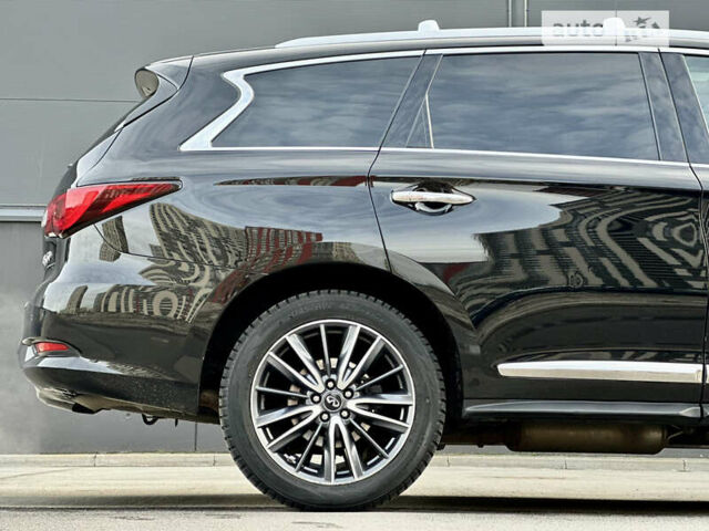 Чорний Інфініті QX60, об'ємом двигуна 3.5 л та пробігом 114 тис. км за 25500 $, фото 4 на Automoto.ua